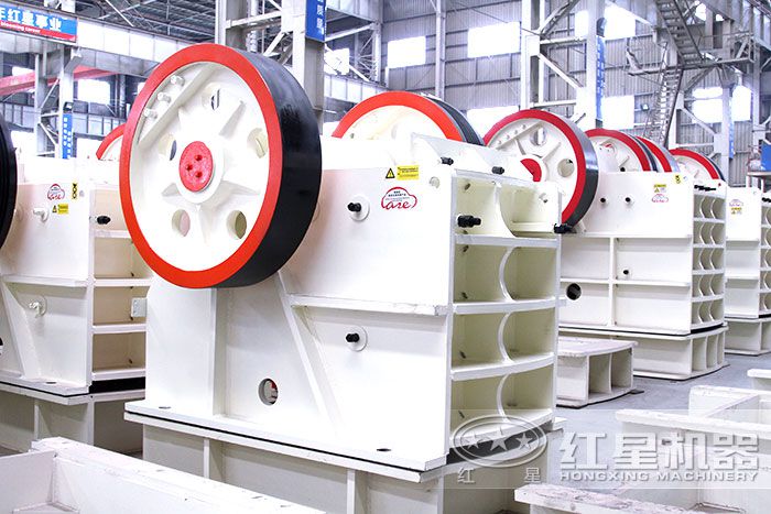 鄂式破碎机 鄂式破碎机