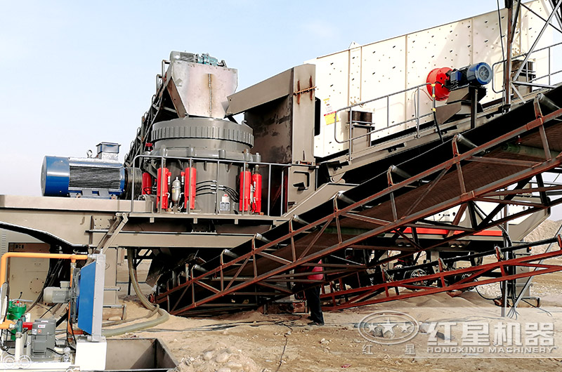 移动圆锥破碎机