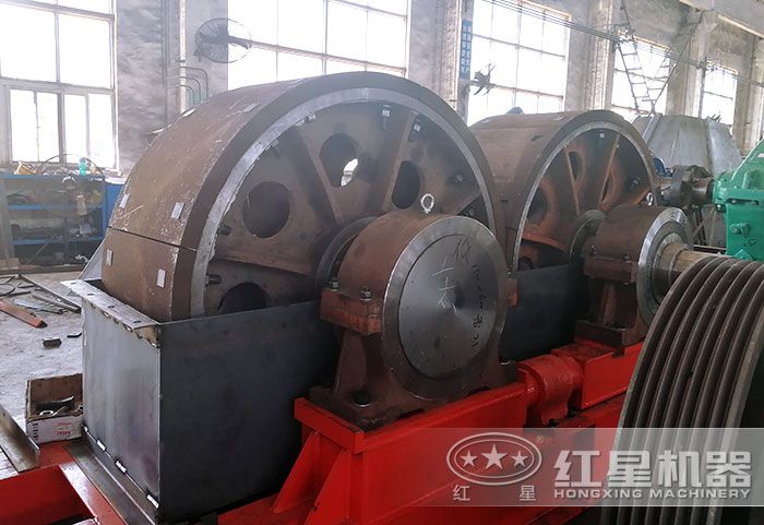 对辊式粉碎机内部磨辊 对辊式粉碎机内部磨辊