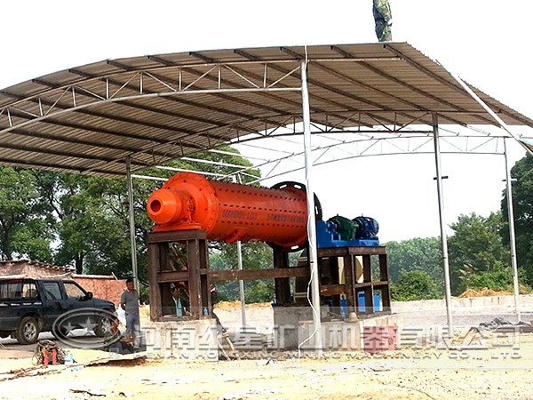 ������ĥ����