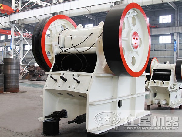 320x1000破碎机厂区 320x1000破碎机厂区