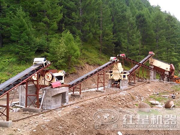 85tph欧版矿石破碎机现场图 85tph欧版矿石破碎机现场图