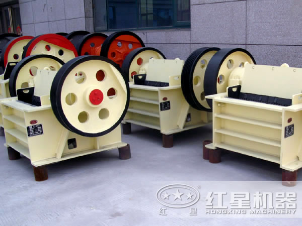 小型PE-150×250颚破机厂区图 小型PE-150×250颚破机厂区图