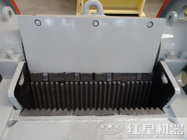 超细颚式破碎机进料口 超细颚式破碎机进料口