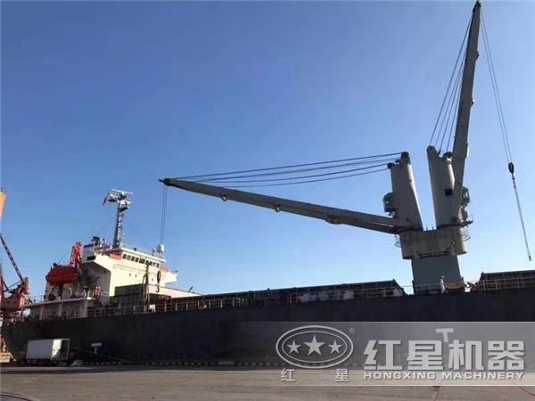 移动破碎站发货图4 移动破碎站发货图4