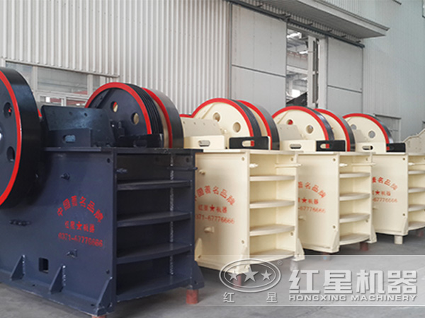 800t/h立式岩石碎石机厂区 800t/h立式岩石碎石机厂区