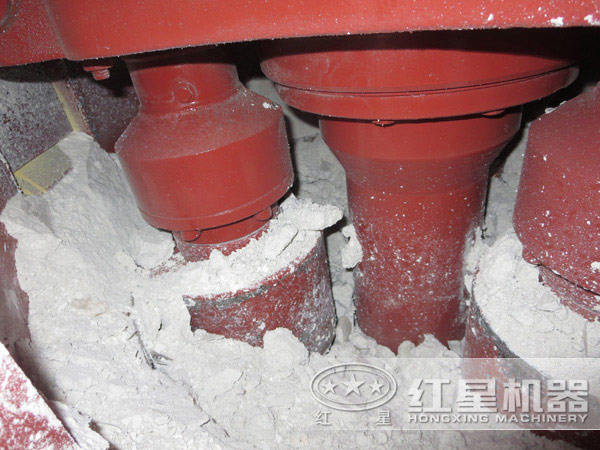 白云石磨粉,磨粉机内部 白云石磨粉,磨粉机内部