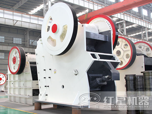 PE-830×1060颚式破碎机 PE-830×1060颚式破碎机