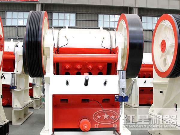 �ʽ�����