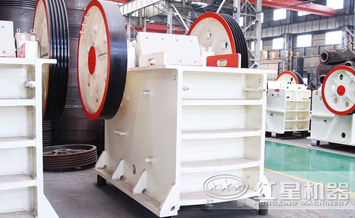 鄂式破碎机 鄂式破碎机