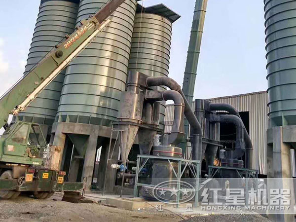 多功能制粉机作业现场 多功能制粉机作业现场