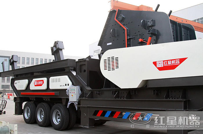 铁矿移动式破碎机 铁矿移动式破碎机