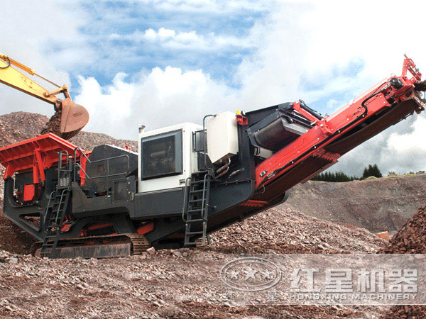 履带流动石子机现场图 履带流动石子机现场图