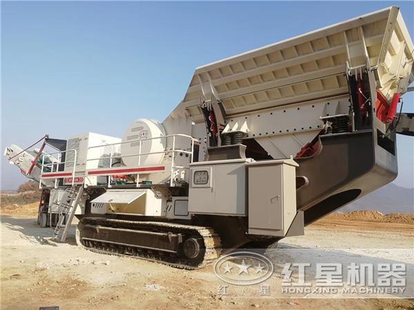 履带移动制砂机现场图 履带移动制砂机现场图