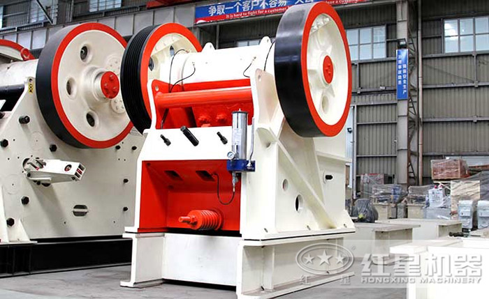 鄂式碎石机 鄂式碎石机