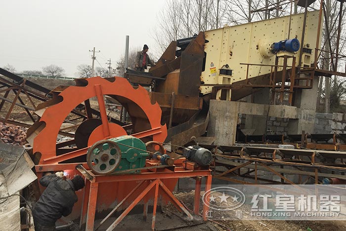 单叶轮水轮洗砂机安装现场 单叶轮水轮洗砂机安装现场