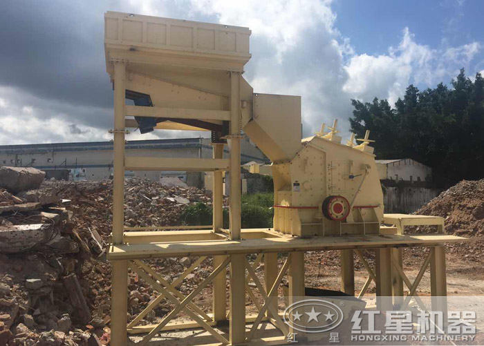 反击破碎机破碎建筑废渣现场 反击破碎机破碎建筑废渣现场