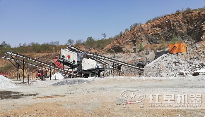 车载轮胎移动破碎机施工现场实拍 车载轮胎移动破碎机施工现场实拍