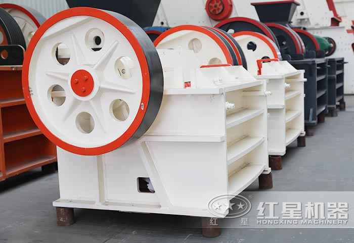 小型颚式咬石机(PE型) 小型颚式咬石机(PE型)