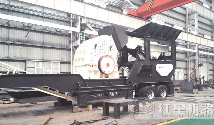 易彩堂移动锤式破碎机车间生产中 易彩堂移动锤式破碎机车间生产中