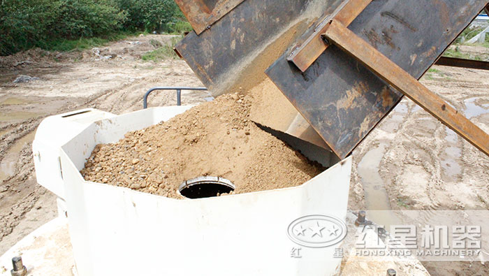 经过筛分合格的石子 经过筛分合格的石子