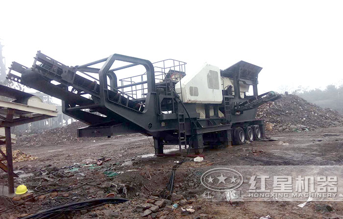 轮胎可移动破碎机就地施工现场 轮胎可移动破碎机就地施工现场