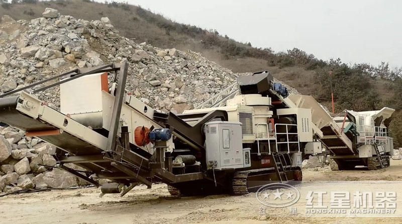 移动破碎站工作现场 移动破碎站工作现场