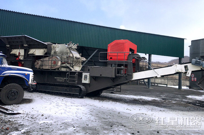 履带式移动反击式破碎机 履带式移动反击式破碎机