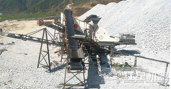 流动式碎煤机搭载重锤式破碎机 流动式碎煤机搭载重锤式破碎机