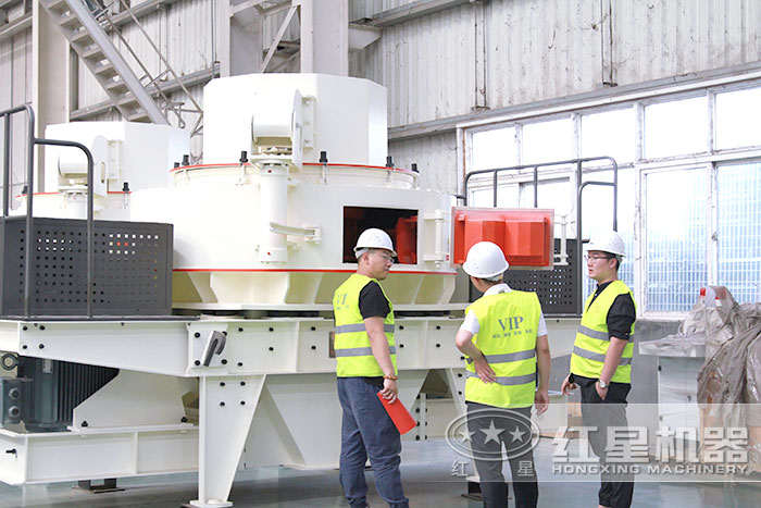 易彩堂生产沙子的机器用户参观 易彩堂生产沙子的机器用户参观