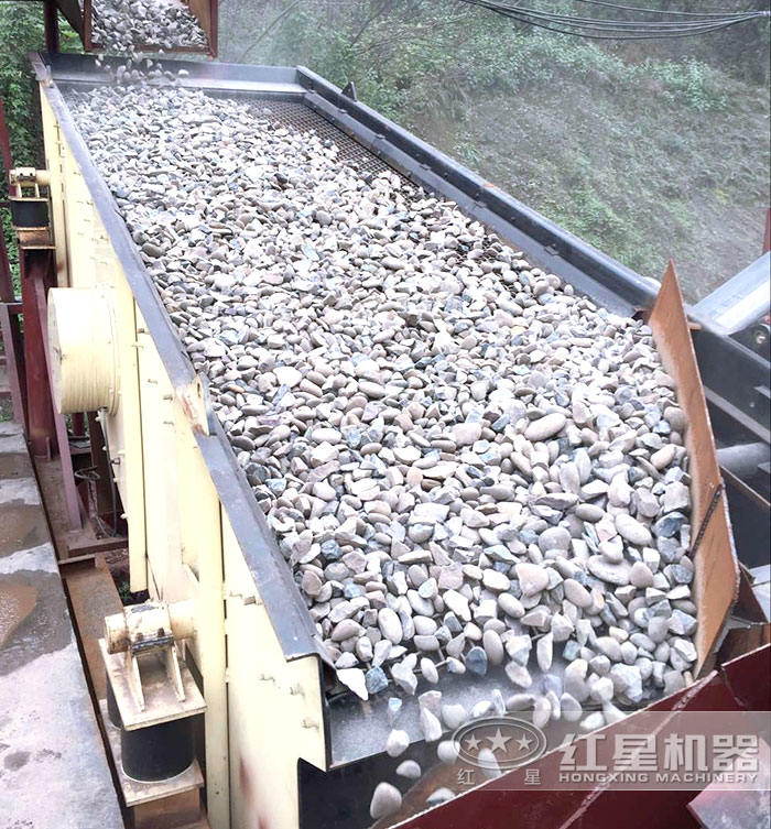 振动筛筛分过程 振动筛筛分过程