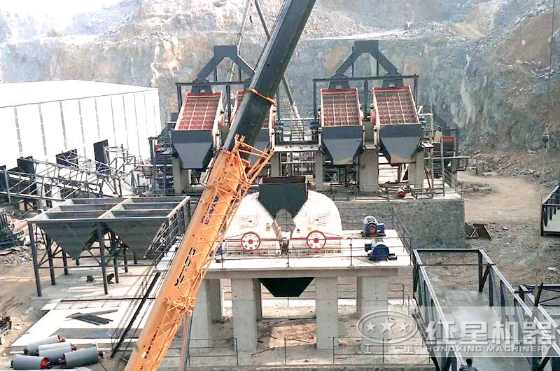 重锤式破碎机施工现场 重锤式破碎机施工现场