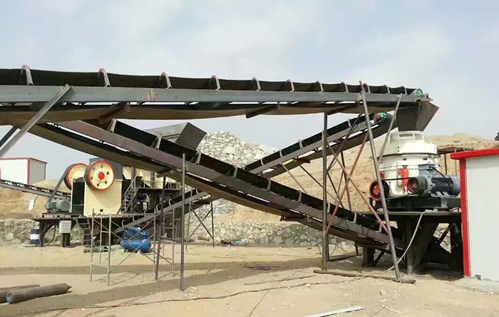 时产300吨石子破碎生产线现场 时产300吨石子破碎生产线现场
