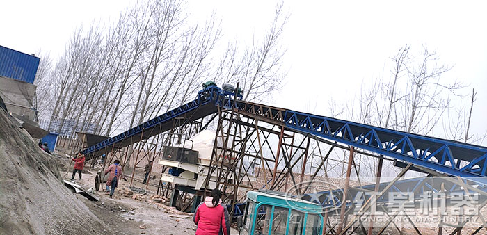 人造沙施工现场 人造沙施工现场