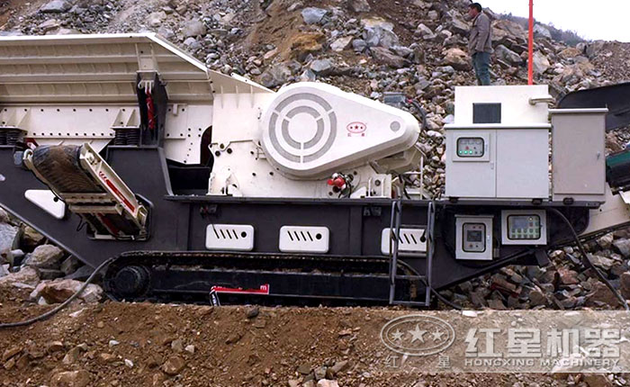 履带移动石子机破碎现场——智能操控,更安全 履带移动石子机破碎现场——智能操控,更安全