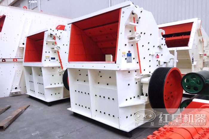 中碎:反击式破碎机 中碎:反击式破碎机