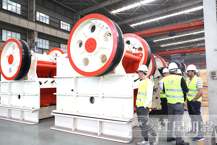 大型鄂式破碎机 大型鄂式破碎机