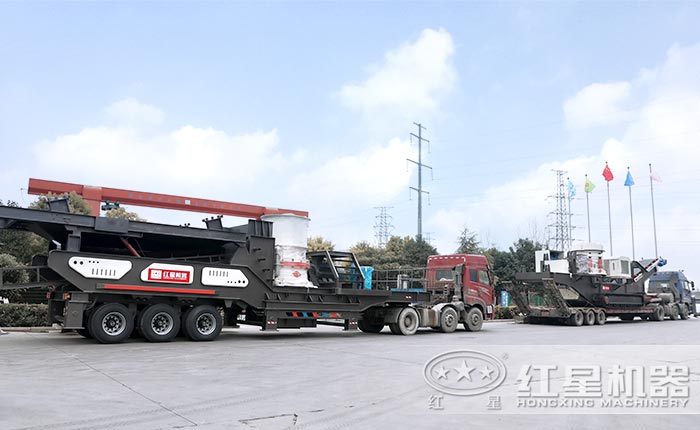 可移动砸石机套上车头开着走 可移动砸石机套上车头开着走