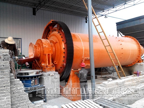 ������ĥ����