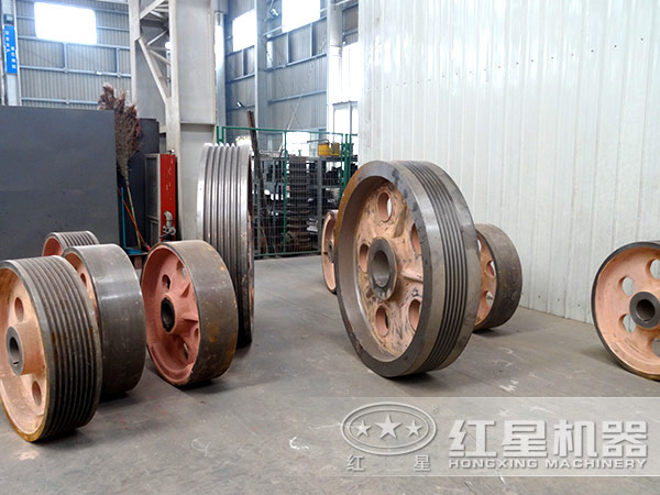 �ʽ�����