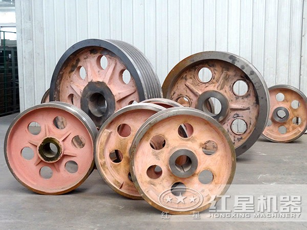 �ʽ�����