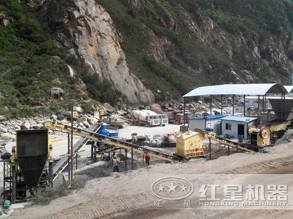 �ײ���ɰʯ�������ֳ�